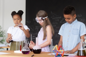Igniting Curiosity: Engaging Science workshop for kids
